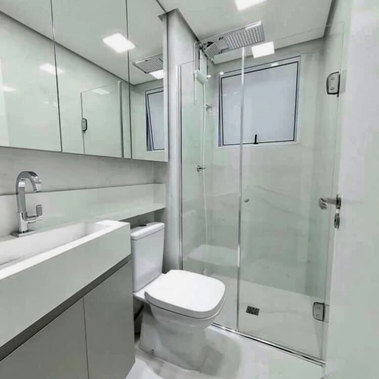 Imagem box de vidro de abrir.